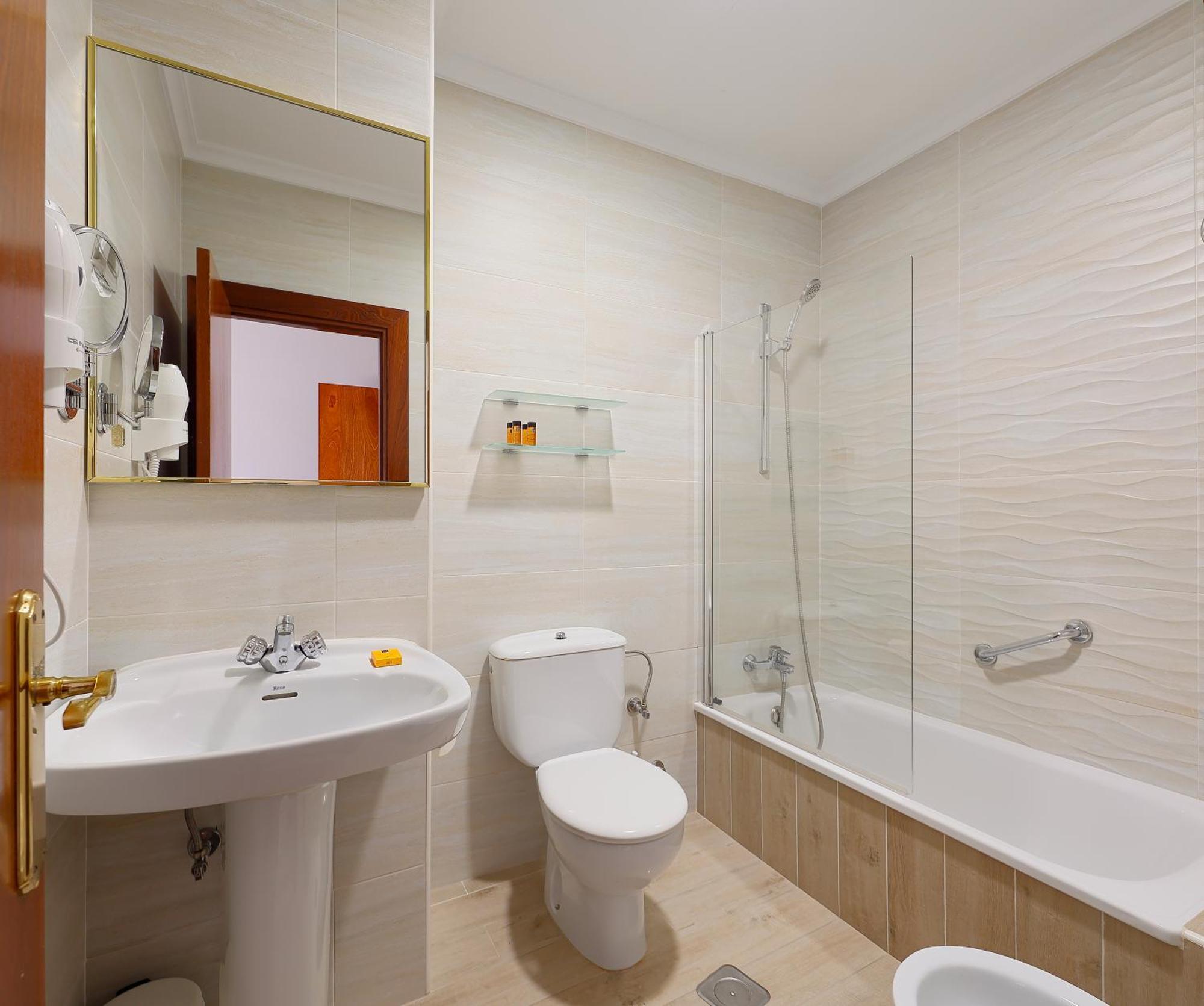 Playa Hotel 3*